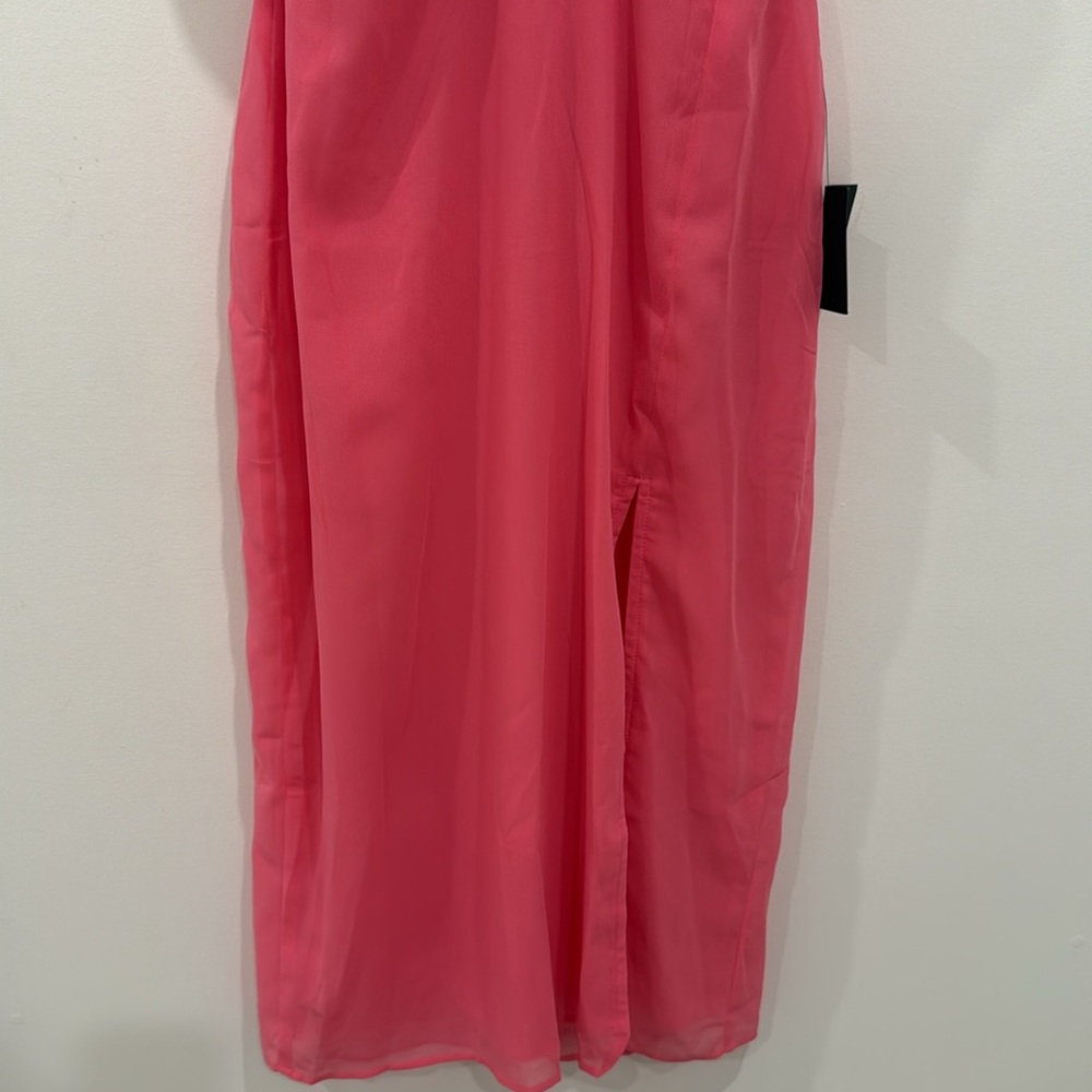 Lulu’s NWT Pink Halter Dress - Picture 6 of 10